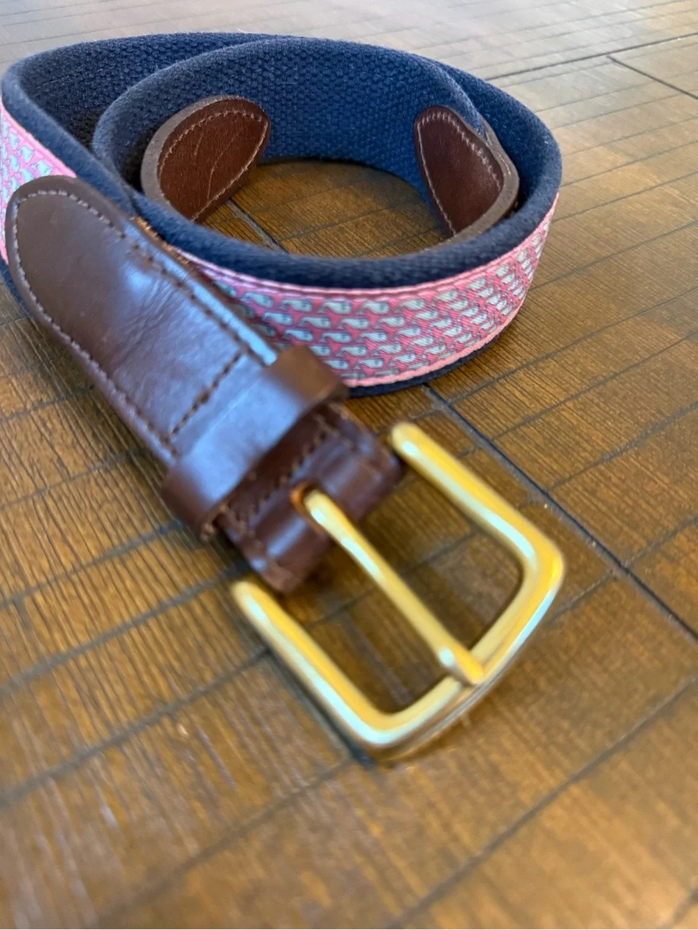 Vineyard Vines whale canvas Club belt size 30